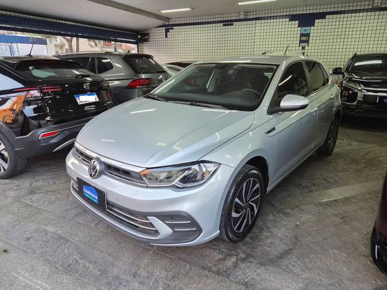 VOLKSWAGEN POLO 1.0 170 TSI HIGHLINE AUTOMÁTICO VOLKSWAGEN POLO 1.0 170 TSI HIGHLINE AUTOMÁTICO
